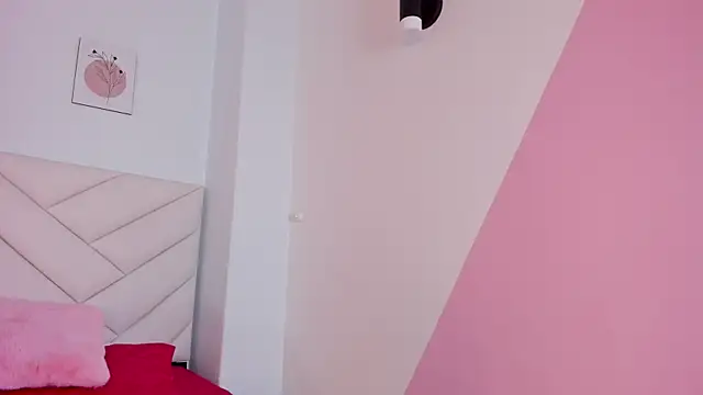 Brianna bigboobs online show from December 2024 05:14:02 PM