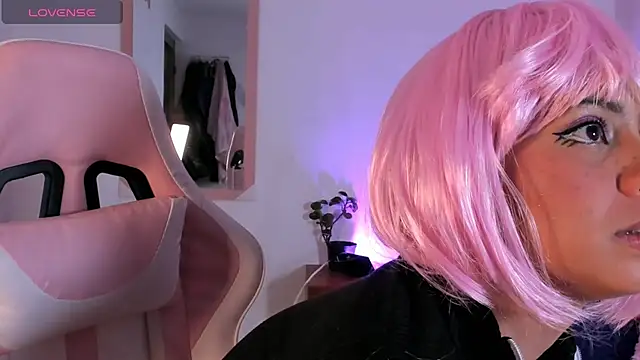 Snapshot of adriannyp_1 chatting on October 2025 12:44:01 AM adriannyp 1 online show from October 2025 12:44:01 AM