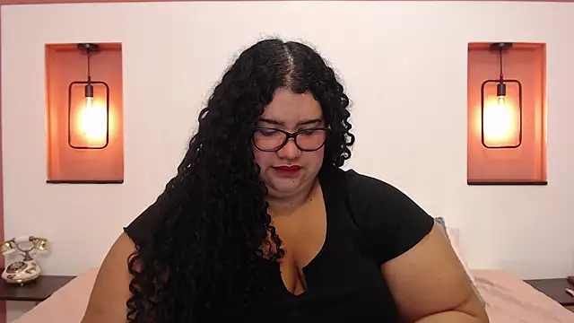 Snapshot of Miley_Collins chatting on January 2025 07:56:02 PM Miley Collins online show from January 2025 07:56:02 PM