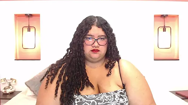 Snapshot of Miley_Collins chatting on January 2025 06:17:02 PM Miley Collins online show from January 2025 06:17:02 PM