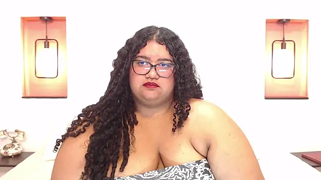 Snapshot of Miley_Collins chatting on January 2025 12:30:01 AM Miley Collins online show from January 2025 12:30:01 AM