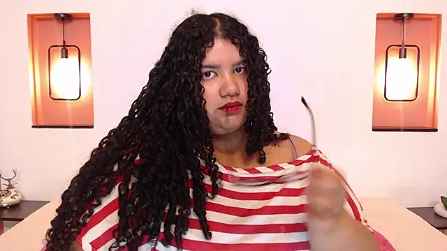 Snapshot of Miley_Collins chatting on March 2025 07:14:02 PM Miley Collins online show from March 2025 07:14:02 PM