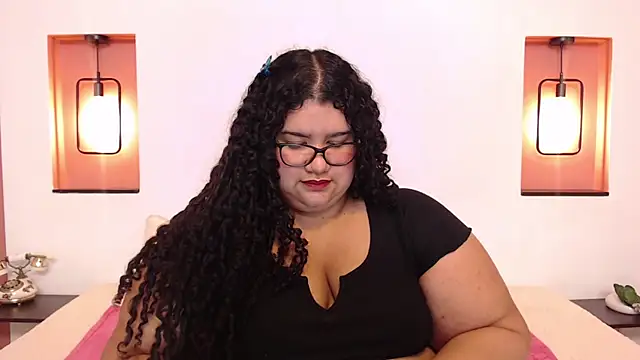 Snapshot of Miley_Collins chatting on March 2025 04:40:02 PM Miley Collins online show from March 2025 04:40:02 PM