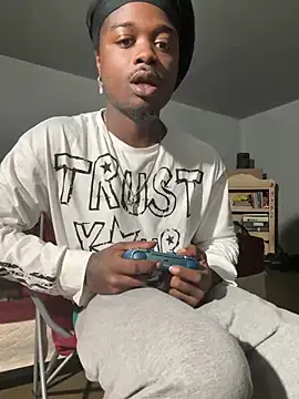 Snapshot of SluttyLyfe4L chatting on November 2025 12:14:02 PM SluttyLyfe4L online show from November 2025 12:14:02 PM