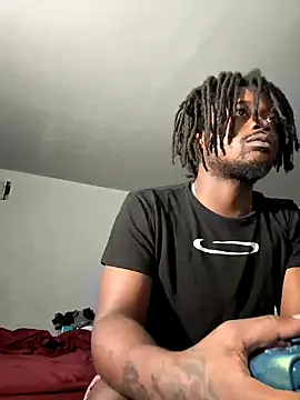 Snapshot of SluttyLyfe4L chatting on November 2025 09:16:01 PM SluttyLyfe4L online show from November 2025 09:16:01 PM