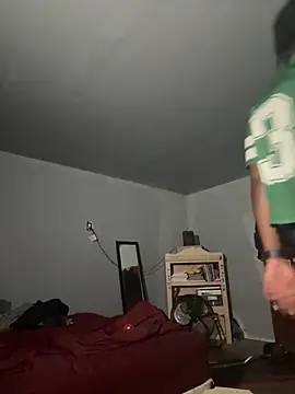 Snapshot of SluttyLyfe4L chatting on December 2025 05:37:02 AM SluttyLyfe4L online show from December 2025 05:37:02 AM