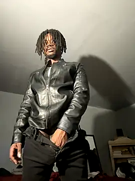 Snapshot of SluttyLyfe4L chatting on December 2025 10:08:02 PM SluttyLyfe4L online show from December 2025 10:08:02 PM