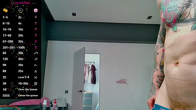 Snapshot of white_King9999 chatting on October 2025 12:25:02 PM white King9999 online show from October 2025 12:25:02 PM