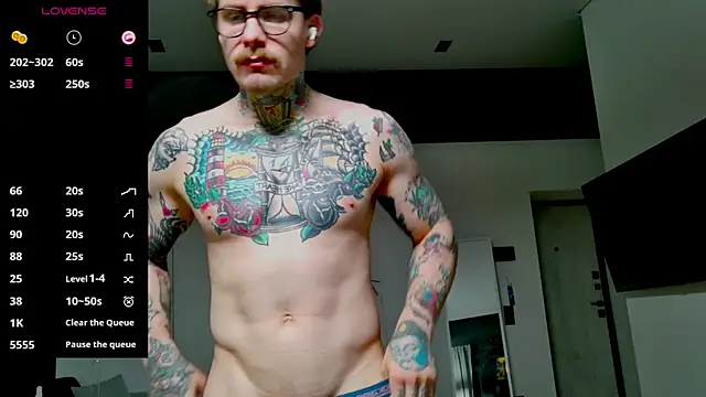 Snapshot of white_King9999 chatting on October 2025 02:41:01 AM white King9999 online show from October 2025 02:41:01 AM