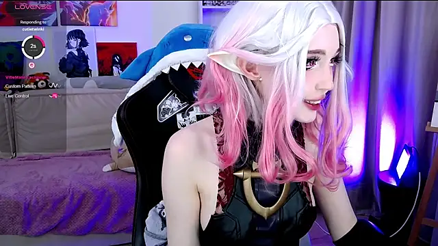  Sparkland  online show from October 2025 09:37:02 PM