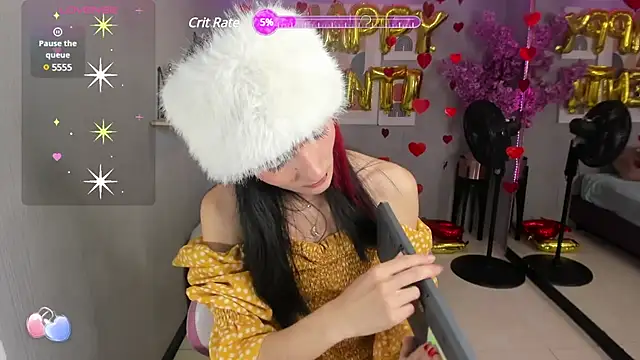 Dafne huges online show from February 2025 07:56:01 PM