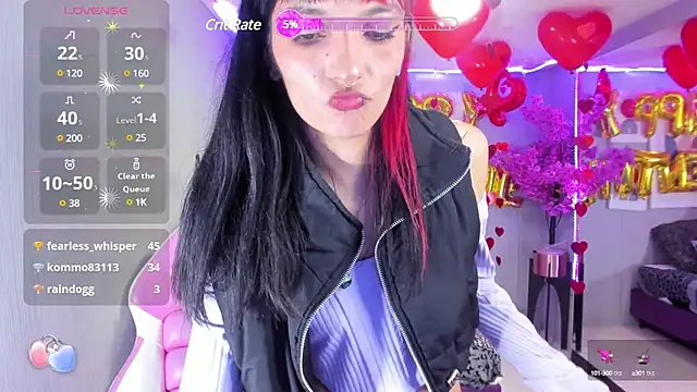 Dafne huges online show from February 2025 07:33:02 PM