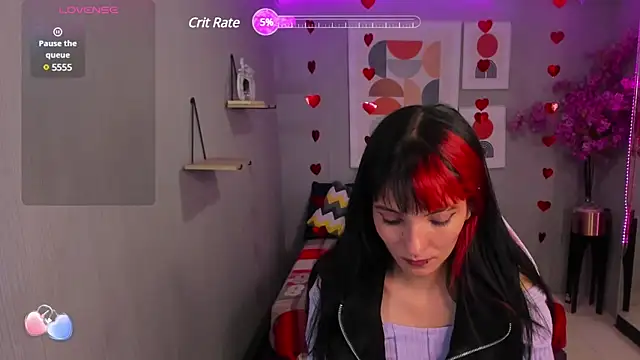 Dafne huges online show from February 2025 07:58:01 PM