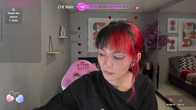 Dafne huges online show from March 2025 07:39:01 PM