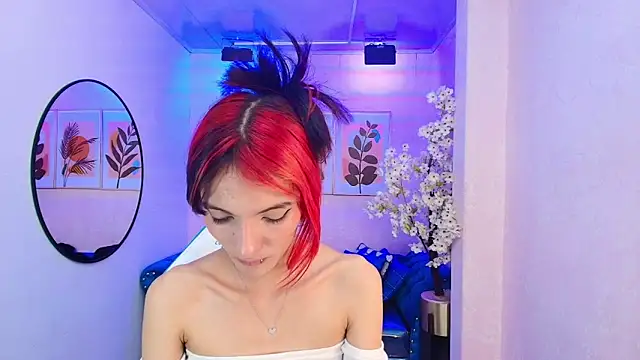 Dafne huges online show from September 2025 07:40:02 PM