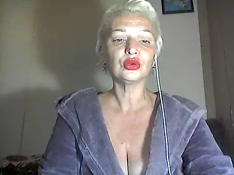 Snapshot of MaryJane441 chatting on September 2025 07:19:02 PM MaryJane441 online show from September 2025 07:19:02 PM