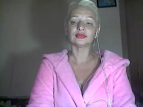 Snapshot of MaryJane441 chatting on October 2025 06:31:02 PM MaryJane441 online show from October 2025 06:31:02 PM