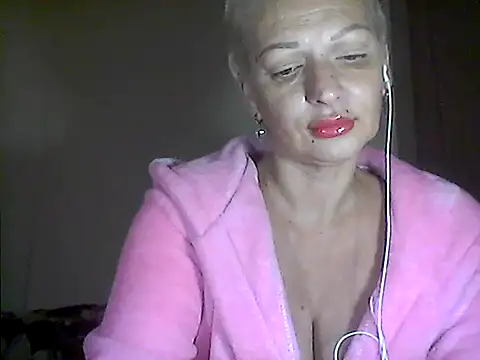 Snapshot of MaryJane441 chatting on October 2025 08:00:02 PM MaryJane441 online show from October 2025 08:00:02 PM