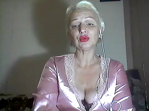 Snapshot of MaryJane441 chatting on October 2025 08:03:02 PM MaryJane441 online show from October 2025 08:03:02 PM