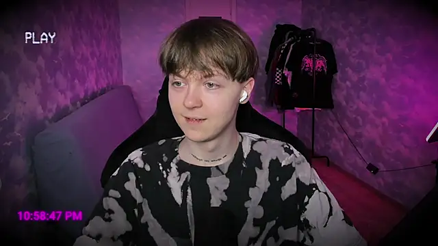Snapshot of charonbaby1 chatting on February 2025 07:59:02 PM charonbaby1 online show from February 2025 07:59:02 PM