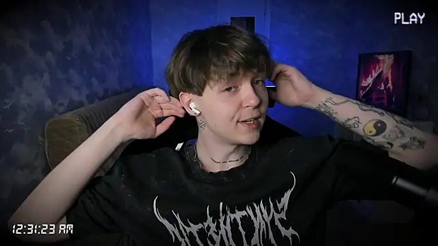 Snapshot of charonbaby1 chatting on September 2025 09:31:02 PM charonbaby1 online show from September 2025 09:31:02 PM