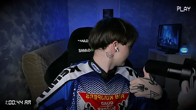 Snapshot of charonbaby1 chatting on October 2025 09:56:01 PM charonbaby1 online show from October 2025 09:56:01 PM