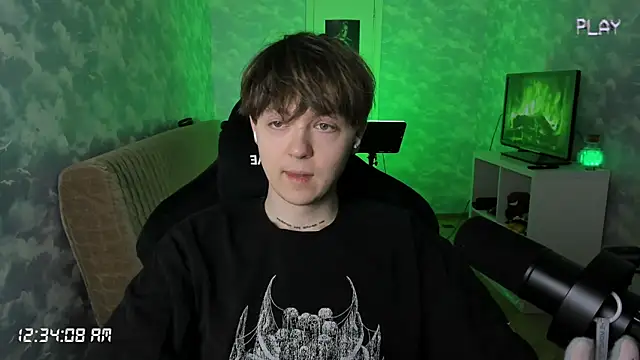 Snapshot of charonbaby1 chatting on October 2025 09:35:02 PM charonbaby1 online show from October 2025 09:35:02 PM