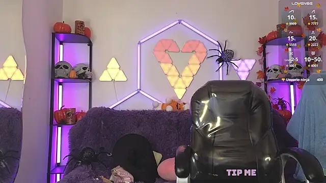 littlevixen18 online show from October 2025 02:14:02 PM