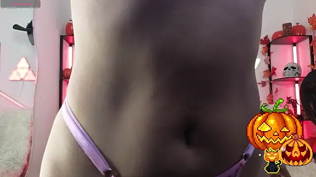 littlevixen18 online show from October 2025 02:29:01 PM