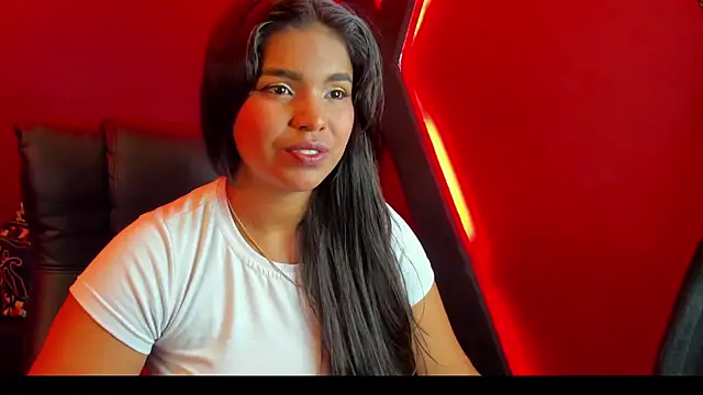 zoe roux21 online show from January 2025 03:51:01 AM