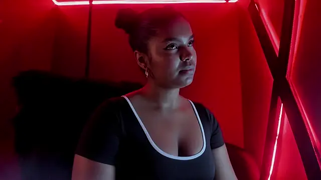 zoe roux21 online show from October 2025 01:09:01 AM