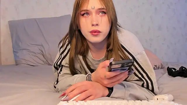 Spliti moon online show from February 2025 05:43:02 PM