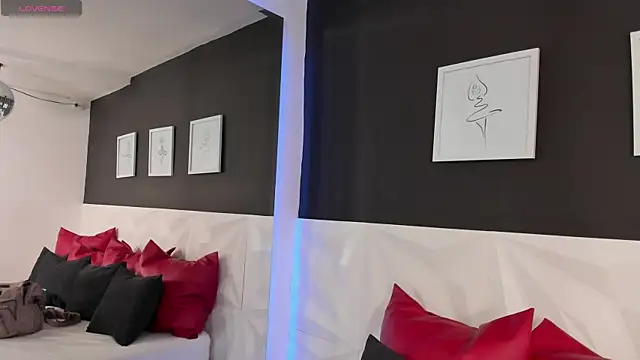 Snapshot of scarlet_castro chatting on October 2025 04:48:02 PM scarlet castro online show from October 2025 04:48:02 PM