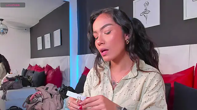 Snapshot of scarlet_castro chatting on October 2025 04:47:01 PM scarlet castro online show from October 2025 04:47:01 PM