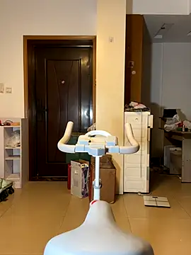 Tastemystrawberry online show from October 2025 03:35:02 PM