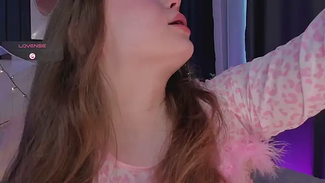 SunnyRisha online show from February 2025 06:28:01 AM