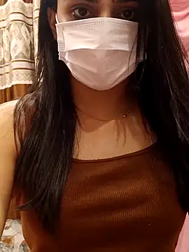 Snapshot of Mylovesana chatting on February 2025 07:03:01 PM Mylovesana online show from February 2025 07:03:01 PM