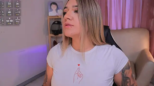 Snapshot of ashleyvalirya chatting on September 2025 08:36:01 PM ashleyvalirya online show from September 2025 08:36:01 PM