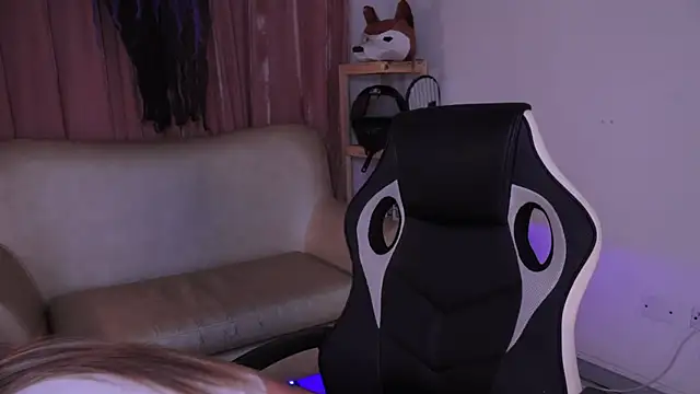 Snapshot of ashleyvalirya chatting on October 2025 04:02:02 AM ashleyvalirya online show from October 2025 04:02:02 AM