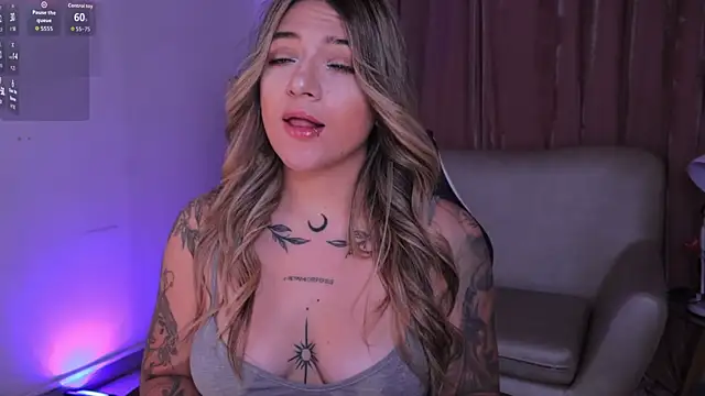 Snapshot of ashleyvalirya chatting on November 2025 03:51:01 AM ashleyvalirya online show from November 2025 03:51:01 AM