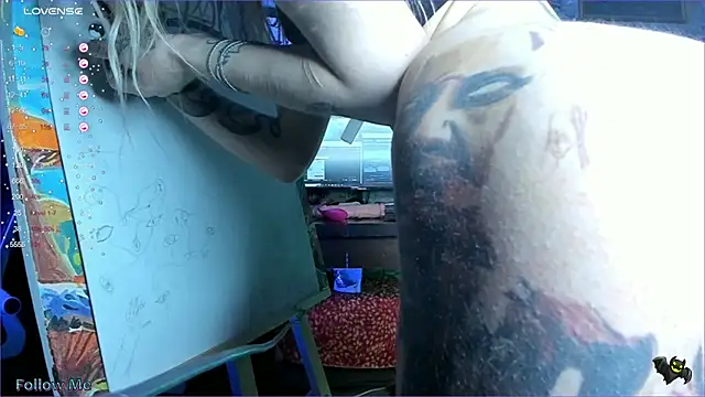 Snapshot of KuromiRacer_ chatting on March 2025 12:04:02 AM KuromiRacer  online show from March 2025 12:04:02 AM