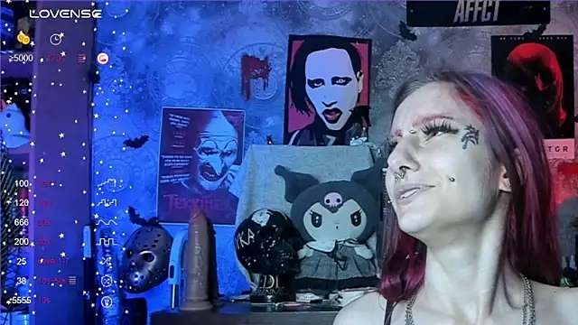 Snapshot of KuromiRacer_ chatting on September 2025 12:37:02 PM KuromiRacer  online show from September 2025 12:37:02 PM