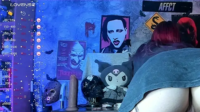 Snapshot of KuromiRacer_ chatting on September 2025 01:23:02 PM KuromiRacer  online show from September 2025 01:23:02 PM