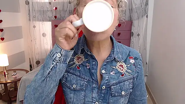 Afrodita sg online show from March 2025 01:40:02 PM