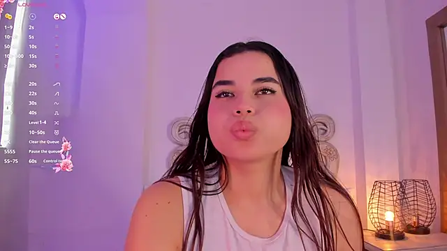 Snapshot of Victoria_vallejo_ chatting on January 2025 02:53:02 PM Victoria vallejo online show from January 2025 02:53:02 PM