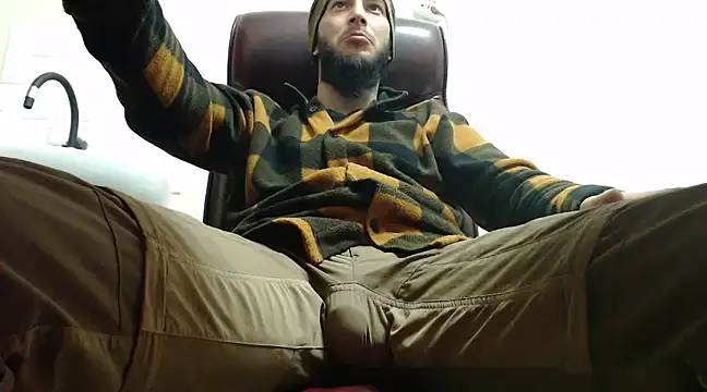 hardbigcock16 online show from December 2024 07:38:01 AM