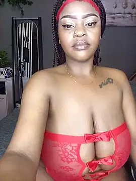 Snapshot of Boobylicious_BB chatting on October 2025 03:11:01 PM Boobylicious BB online show from October 2025 03:11:01 PM