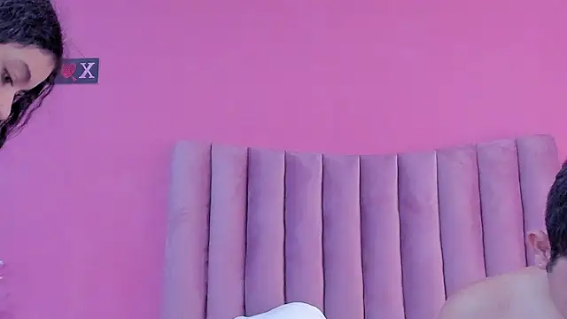 JustiinJazmin online show from December 2024 06:28:01 PM