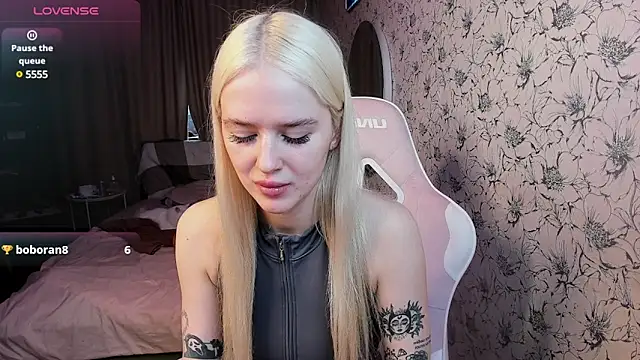 Healing  girl online show from February 2025 05:39:01 AM
