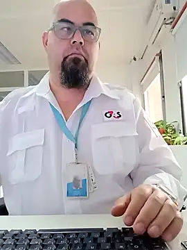 SoloHernan online show from December 2024 12:06:02 PM